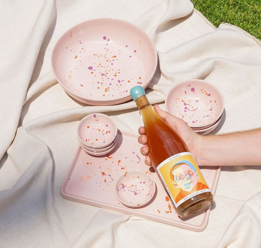 Fizz and Bubbles: Orange Sparkling Wine | Tinto Amorio